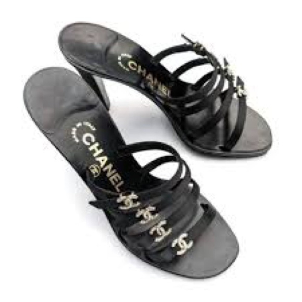For the love of life and materialistic goods please source these shoes!
